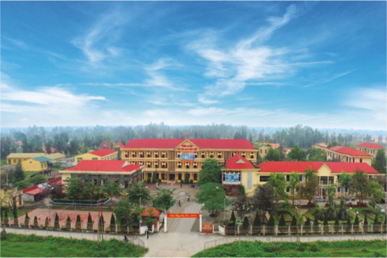 Khuôn viên trường