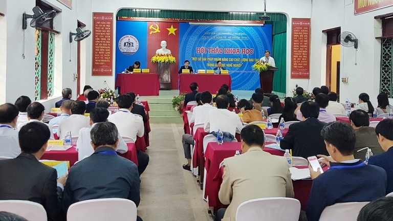 Trường cao đẳng Nông Lâm Sơn La