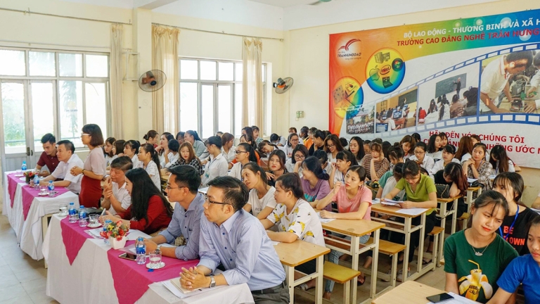 Trường Cao đẳng nghề Trần Hưng Đạo