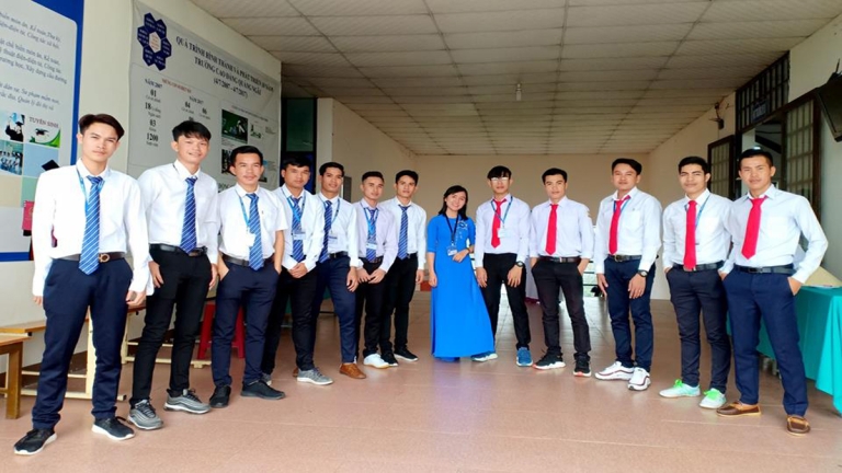 Trường Cao đẳng Quảng Ngãi		