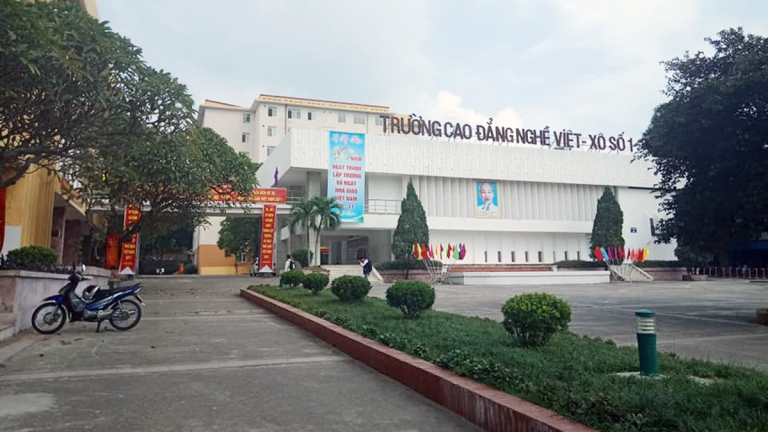Trường Cao Đẳng Nghề Việt Xô số 1