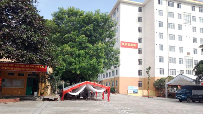 Trường Cao Đẳng Nghề Việt Xô số 1