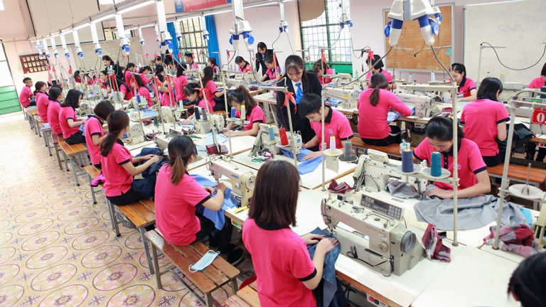 TRƯỜNG CAO ĐẲNG NGHỀ LONG BIÊN