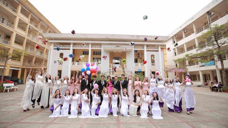 Trường Cao Đẳng Thương mại và Du lịch