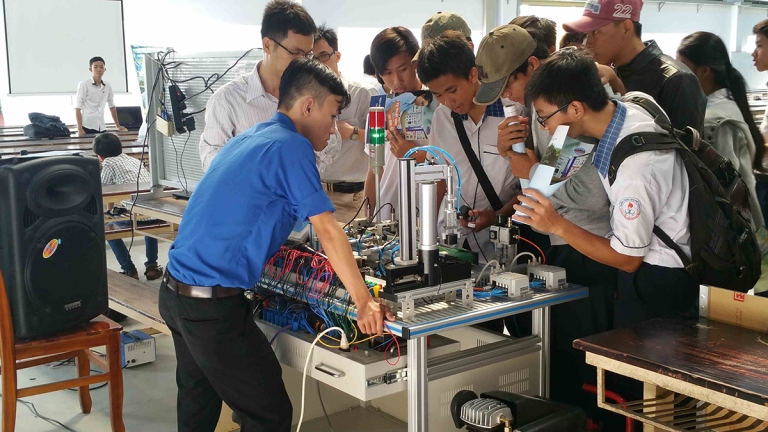 Trường Cao đẳng Quốc tế Công nghệ  Lilama 2 