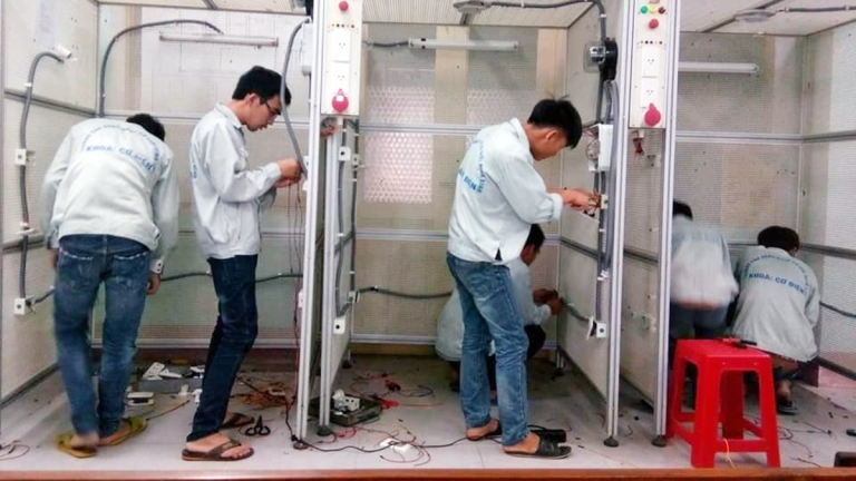 Trường Cao Đẳng Cơ Giới Ninh Bình 