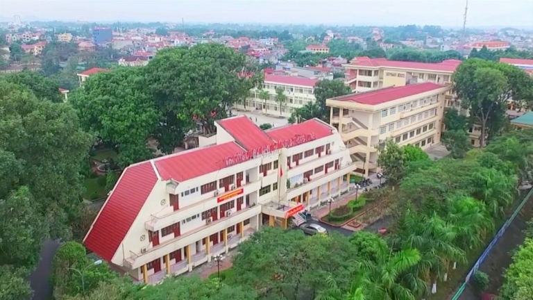 TRƯỜNG DỰ BỊ ĐẠI HỌC DÂN TỘC TRUNG ƯƠNG