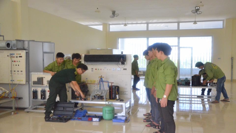 Trường Cao Đẳng Nghề Số 23