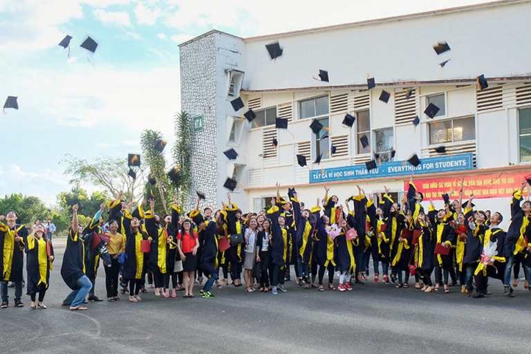 Đến năm 2020, trường phấn đấu đủ điều kiện tiêu chuẩn phát triển thành Trường Đại học Công nghệ và Kinh tế Tây Nguyên (Nguồn: BLC)