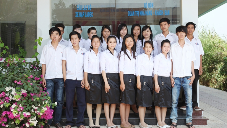 Trường Cao đẳng Nghề Kỹ thuật Công nghệ LADEC