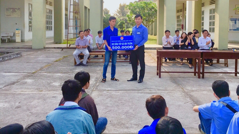 Trường Cao Đẳng Nghề Long An