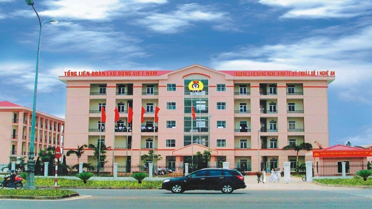 Trường Cao đẳng nghề Kinh tế - Kỹ thuật số 1 Nghệ An