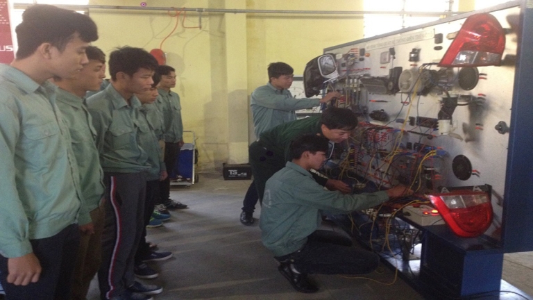 Trường cao đẳng nghề số 3