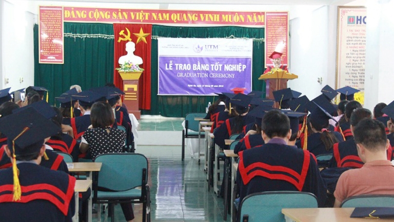 Trường Cao Đẳng Hoan Châu 