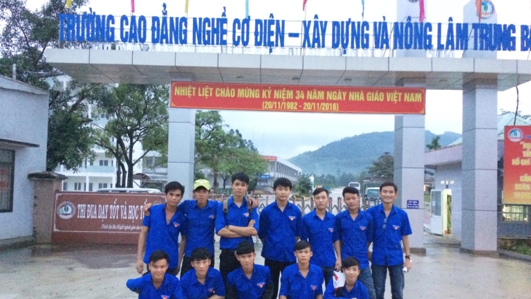Trường Cao đẳng nghề Cơ điện - Xây dựng và Nông lâm Trung Bộ