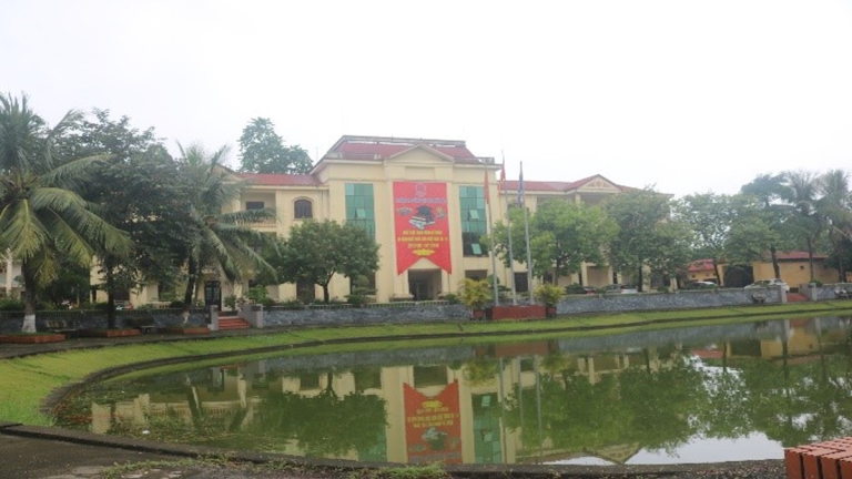 TRƯỜNG CAO ĐẲNG NGHỀ ĐIỆN 