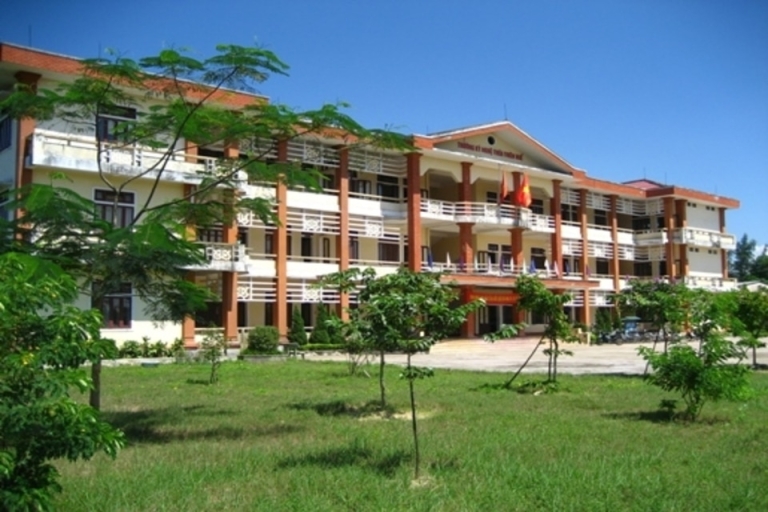 Quang cảnh của trường Cao đẳng Nghề Thừa Thiên Huế