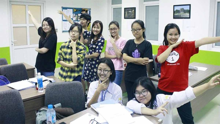 Trường Anh Ngữ Quốc Tế Clever Academy