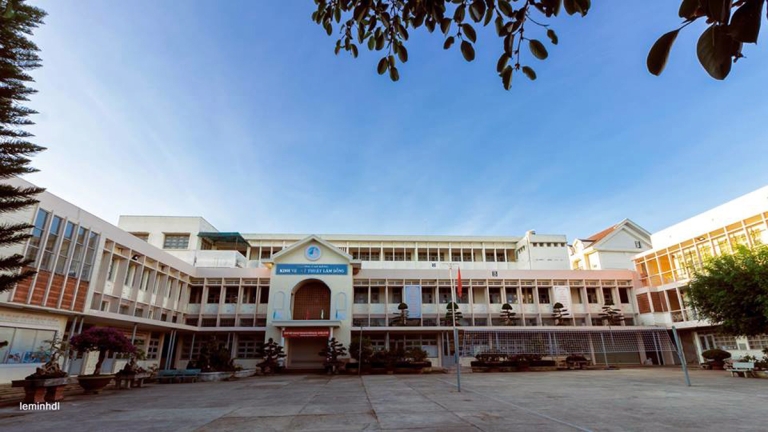 Trường Cao đẳng Kinh tế - Kỹ thuật Lâm Đồng