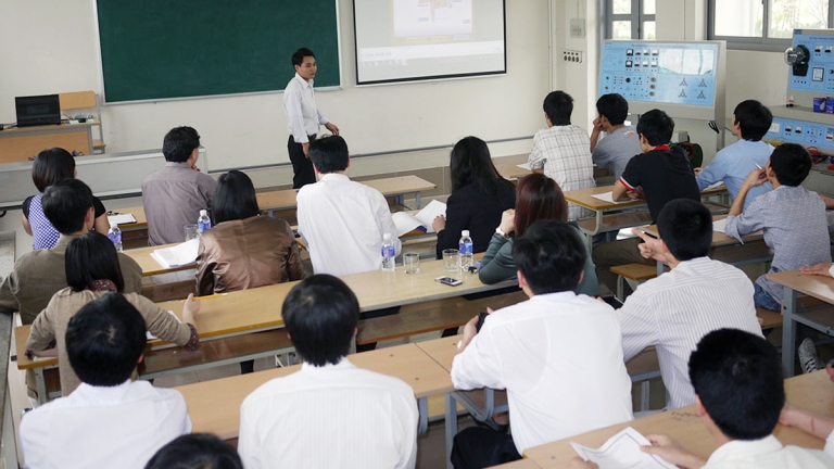 Trường Cao Đẳng Nghề Viglacera