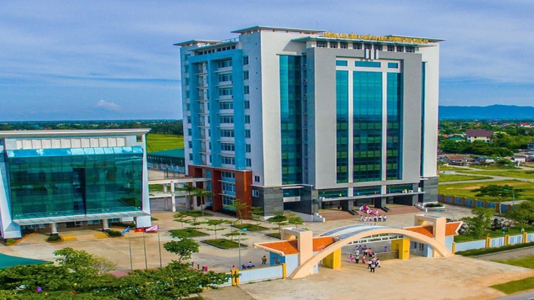 Trường Cao đẳng nghề Du lịch - Thương mại Nghệ An