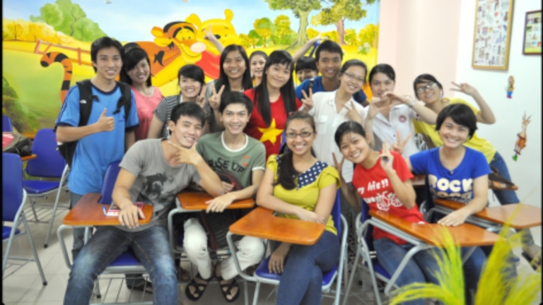 Trung Tâm Hi! Language School