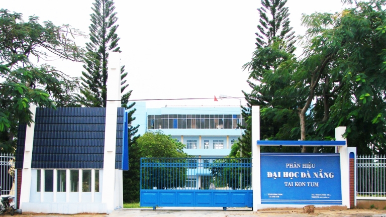 Phân hiệu Đại Học Đà Nẵng tại Kon Tum