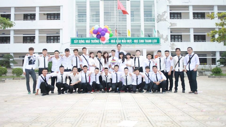 Trường Trung Học Phổ Thông Hà Đông