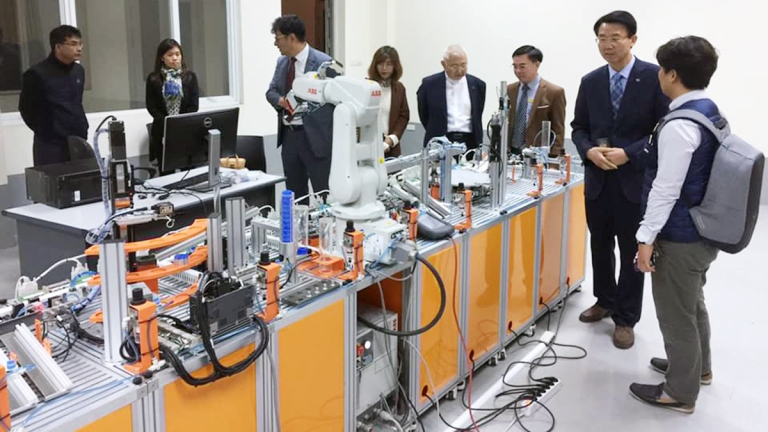 TRƯỜNG CAO ĐẲNG NGHỀ VIỆT NAM - HÀN QUỐC TP HÀ NỘI