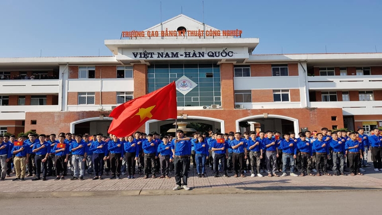 Trường Cao đẳng nghề KTCN Việt Nam - Hàn Quốc