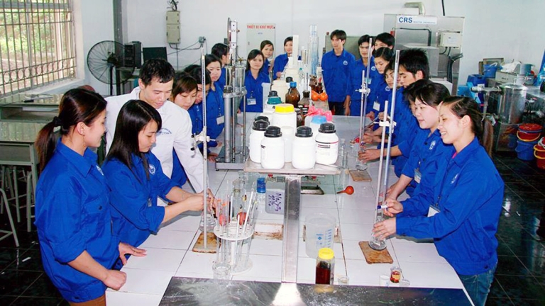 Trường Cao Đẳng Nghề Công Nghệ Giấy Và Cơ Điện