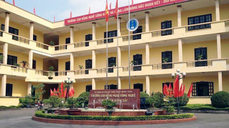Trường Cao Đẳng Nghề Công Nghệ Và Nông Lâm Đông Bắc