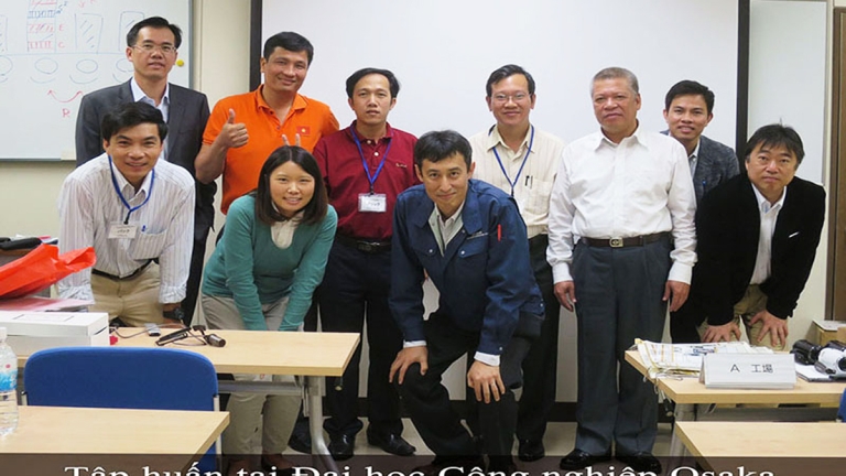 Trung tâm Ngoại ngữ trường Cao đẳng nghề Công nghệ cao Đồng Nai