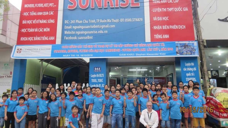 Trung tâm Ngoại ngữ Sunrise