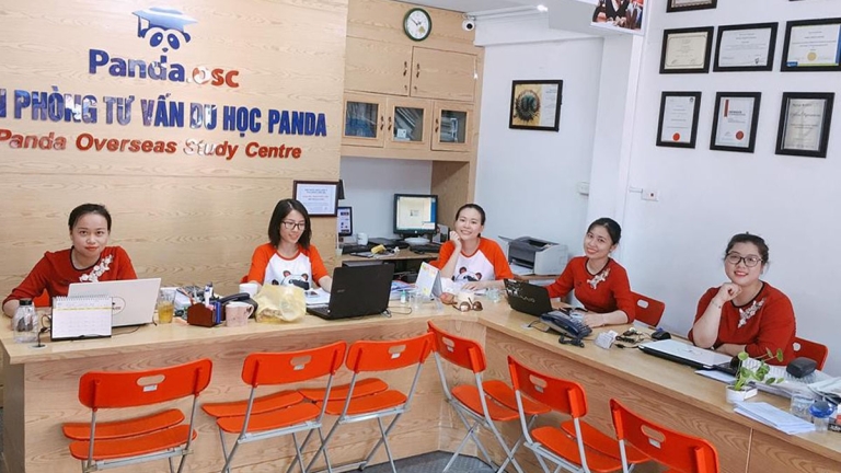 Ngoại ngữ Panda | Edu2Review