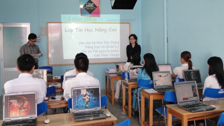 Trung tâm Tin học Kế toán Tri thức Việt