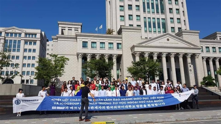 Học viện Ngôn ngữ ICO