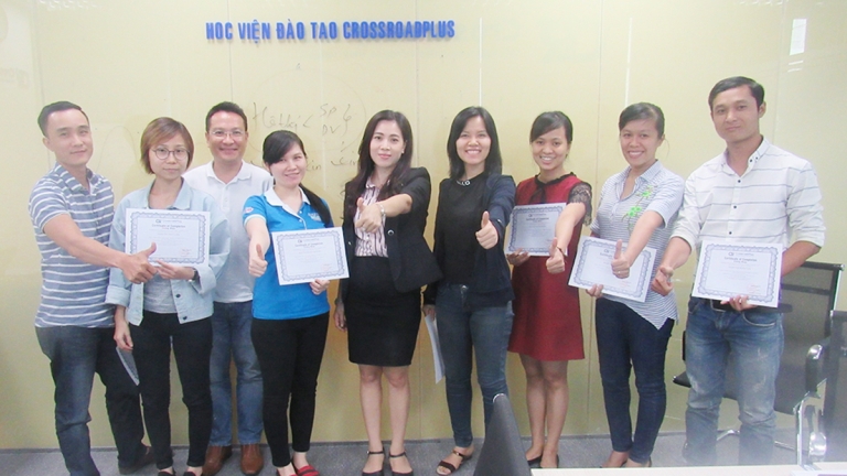 Học viện CrossroadPlus