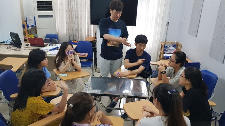 Trung tâm Ngoại ngữ Quốc tế ICLS