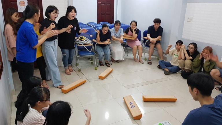 Trung tâm Ngoại ngữ Quốc tế ICLS