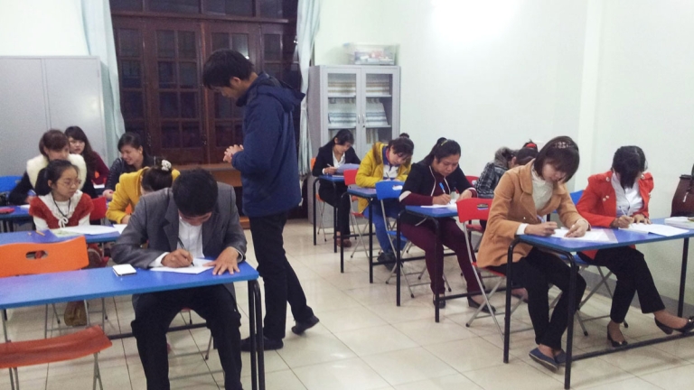 Trung tâm ngoại ngữ Lee