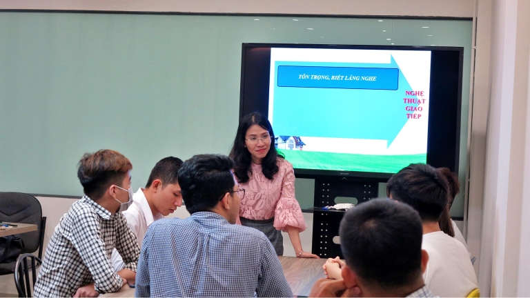 Nhà Văn hóa Thanh niên