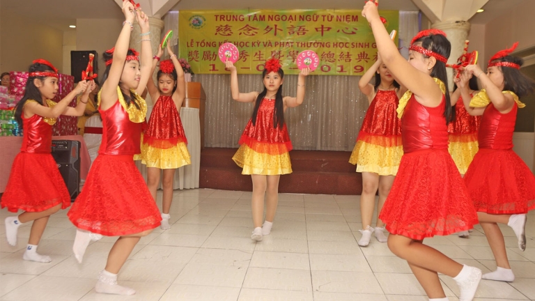 Trung tâm ngoại ngữ Từ Niệm