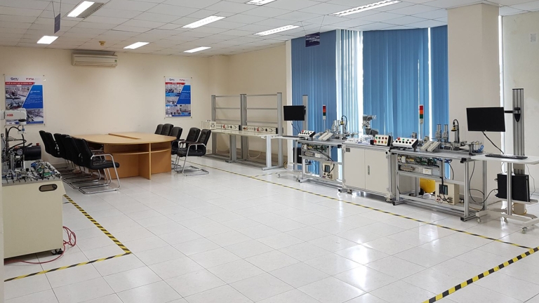 Trung tâm Đào tạo Khu Công nghệ cao – SHTP Training Center