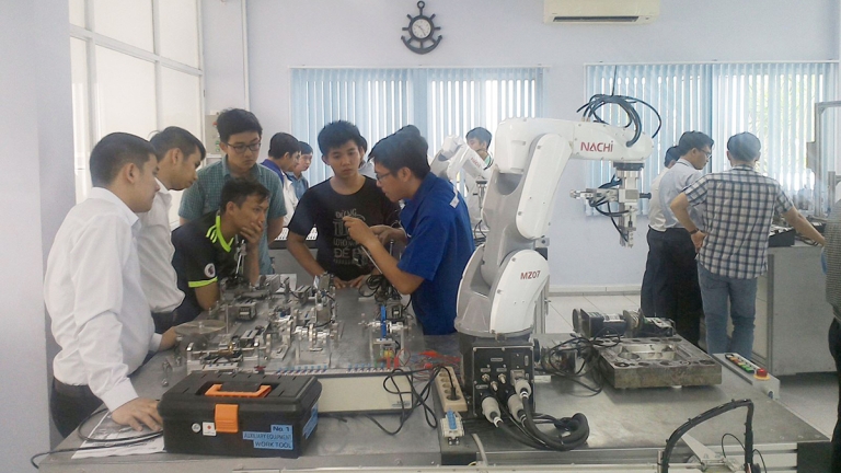 Trung tâm Đào tạo Khu Công nghệ cao – SHTP Training Center