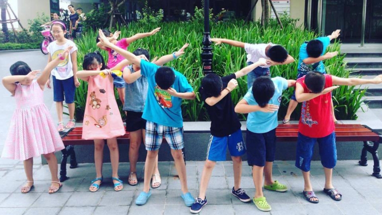 Học viện Dolphinkids