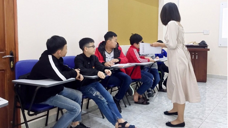 Trung tâm tiếng Anh Hello