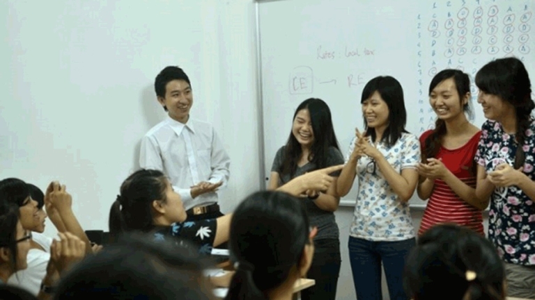 Trung tâm Ngoại ngữ Big Step