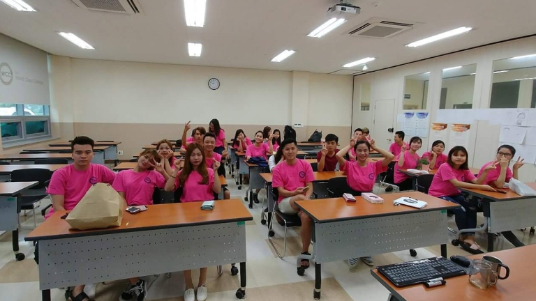 Trung tâm Ngoại ngữ Korean Hạ Long