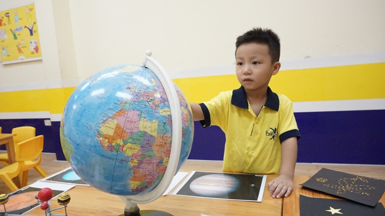 Học viện Bé Thông Minh